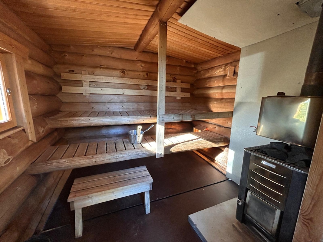 Salmilampi cabin